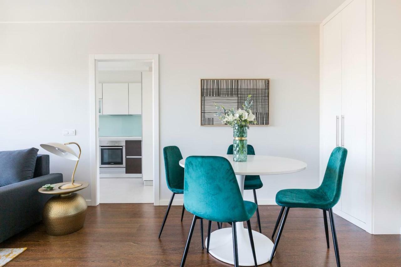 Ferienwohnung Amazing Flat - Pool And Parking Lissabon Exterior foto