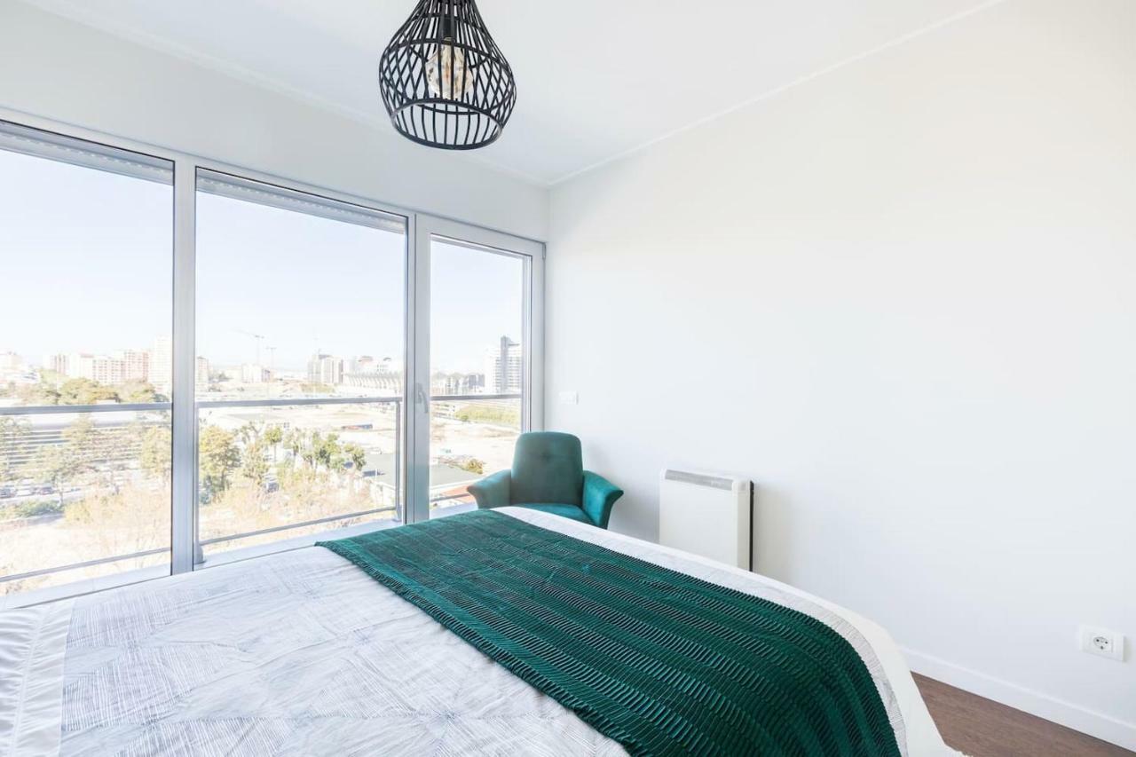 Ferienwohnung Amazing Flat - Pool And Parking Lissabon Exterior foto