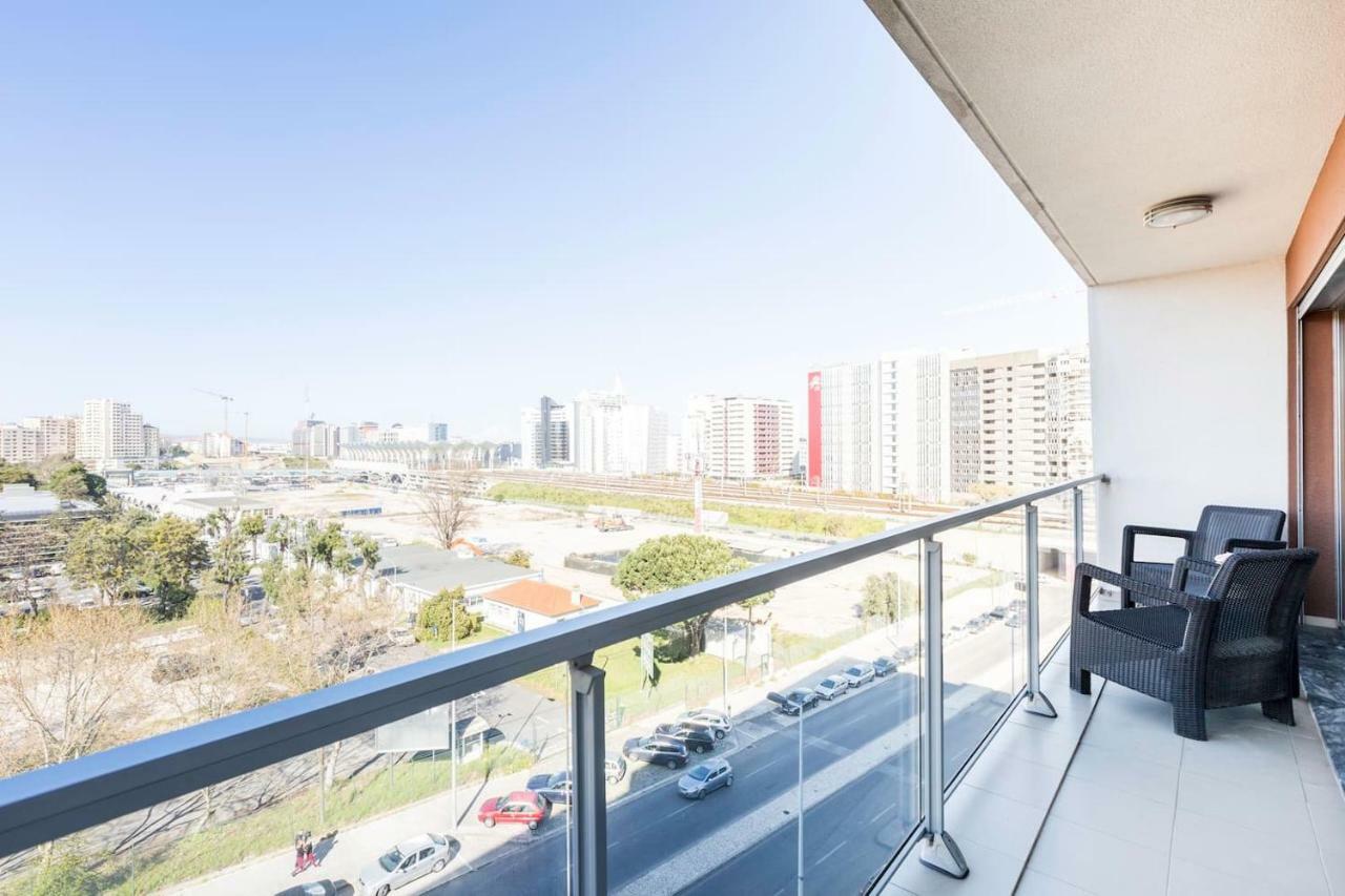 Ferienwohnung Amazing Flat - Pool And Parking Lissabon Exterior foto