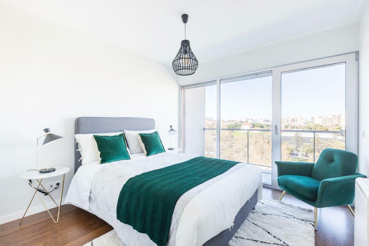 Ferienwohnung Amazing Flat - Pool And Parking Lissabon Exterior foto